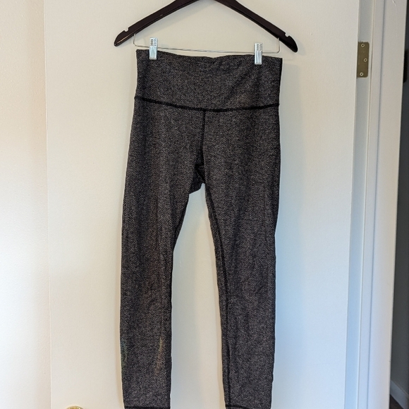 lululemon Gray Herringbone Leggings - Picture 2 of 7